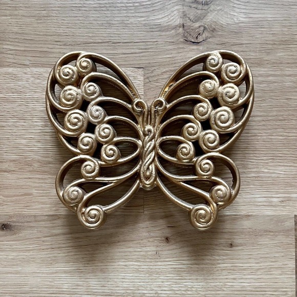 Pair of Vintage Burwood Gold Scroll Butterflies Wall Decor Hippie #2146 - Picture 2 of 8